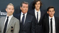 Click image for larger version. 

Name:	pierce-brosnan-sons.jpg 
Views:	45 
Size:	209.1 KB 
ID:	18273