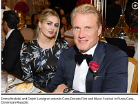 Click image for larger version. 

Name:	Dolph Lundgren is dating personal trainer Emma Krokdal.png 
Views:	148 
Size:	432.0 KB 
ID:	22356